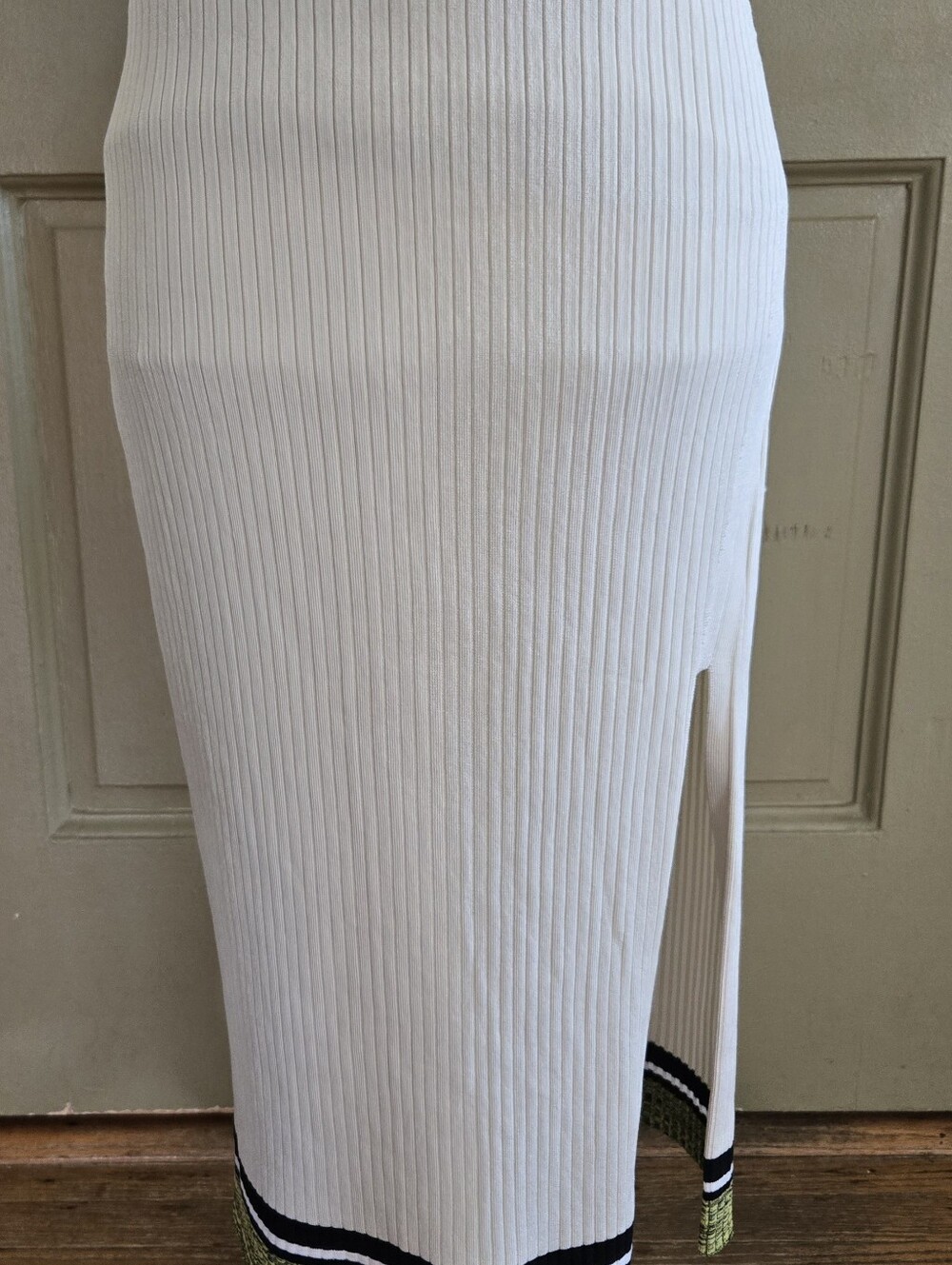 Rag & Bone Ribbed Knit Midi Skirt with Side Slit in Cream Size Small Black Green
